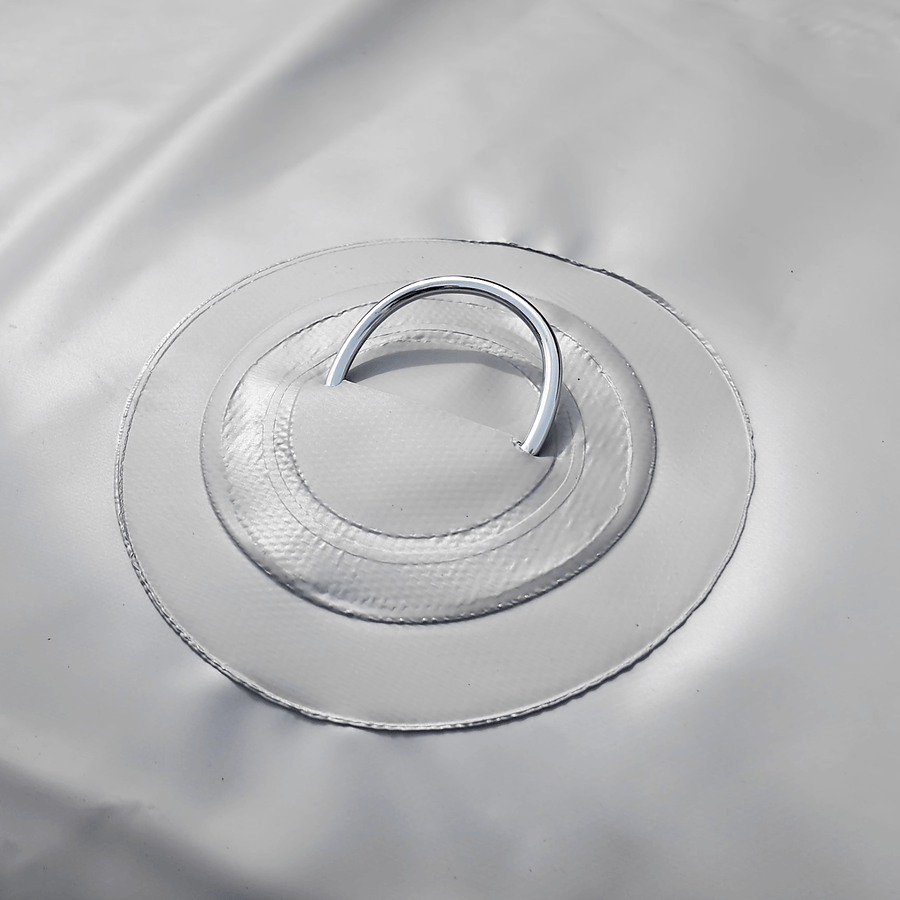 Flexible tank surface detail